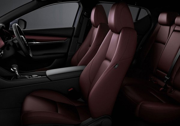 galeri-mazda-3-hatchback-interior-3-1000-x-700